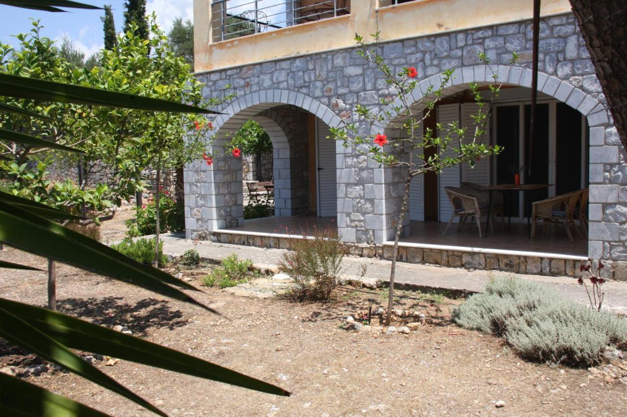 Sea And Mountain View Villa Kalamata Bagian luar foto