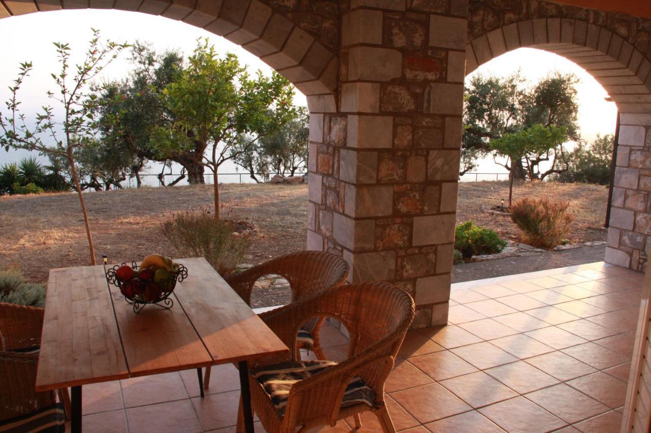 Sea And Mountain View Villa Kalamata Bagian luar foto