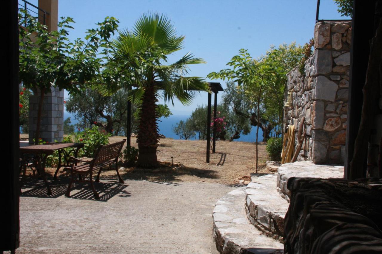 Sea And Mountain View Villa Kalamata Bagian luar foto