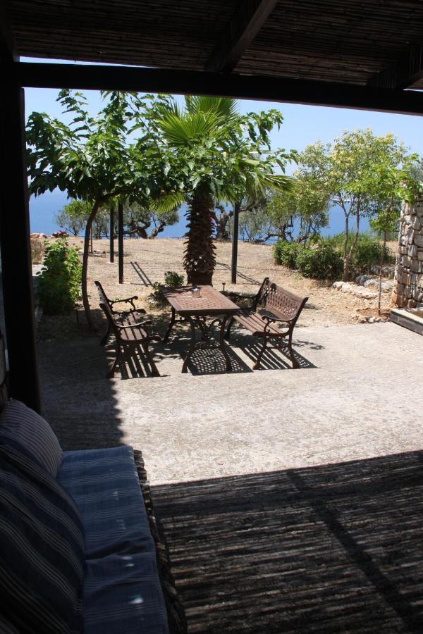 Sea And Mountain View Villa Kalamata Bagian luar foto