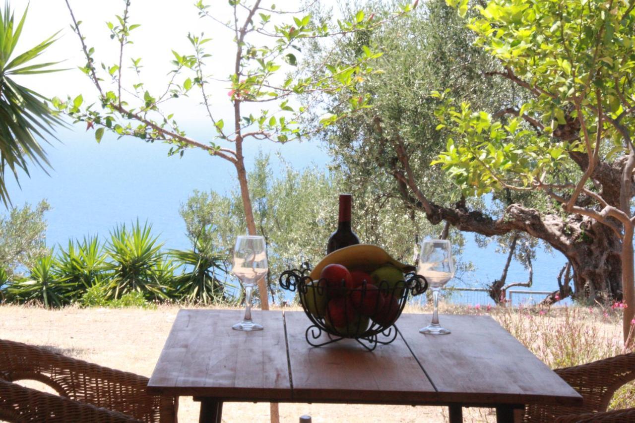 Sea And Mountain View Villa Kalamata Bagian luar foto