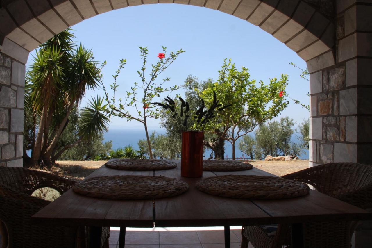 Sea And Mountain View Villa Kalamata Bagian luar foto
